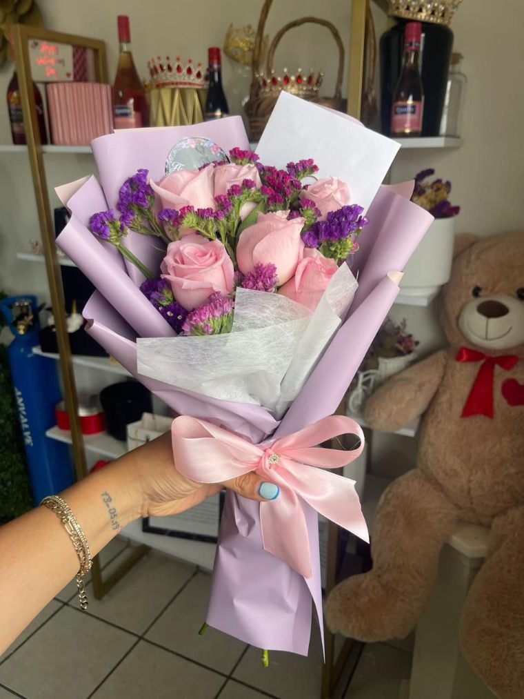 Ramo de 6 rosas rojas